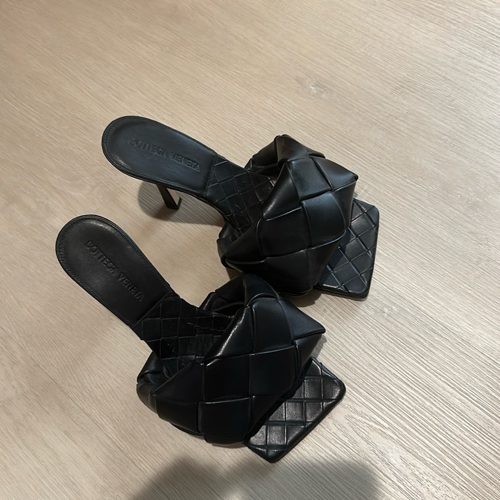 Bottega Veneta Lido Sandals